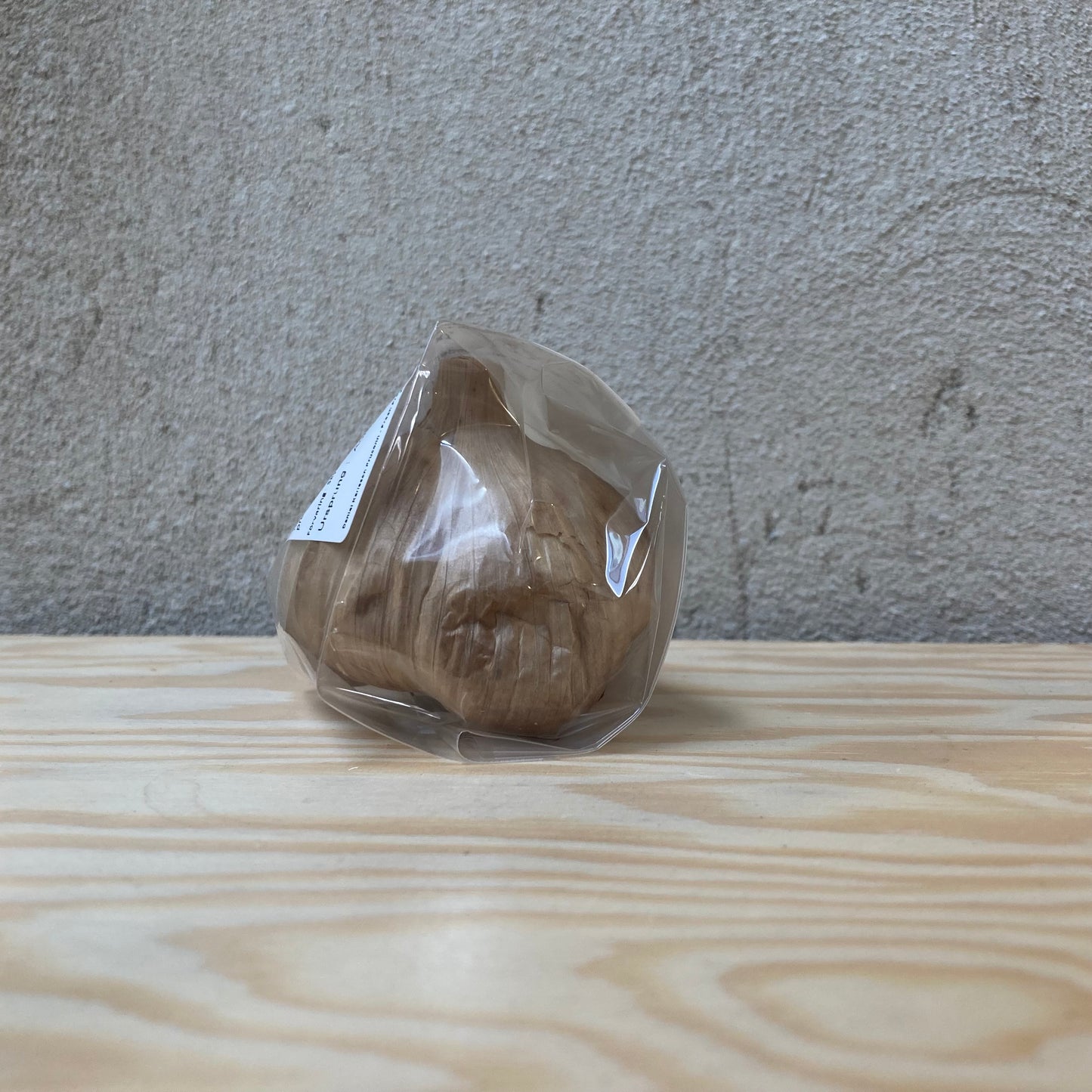 Svart vitlök från Aomori eller Mie
