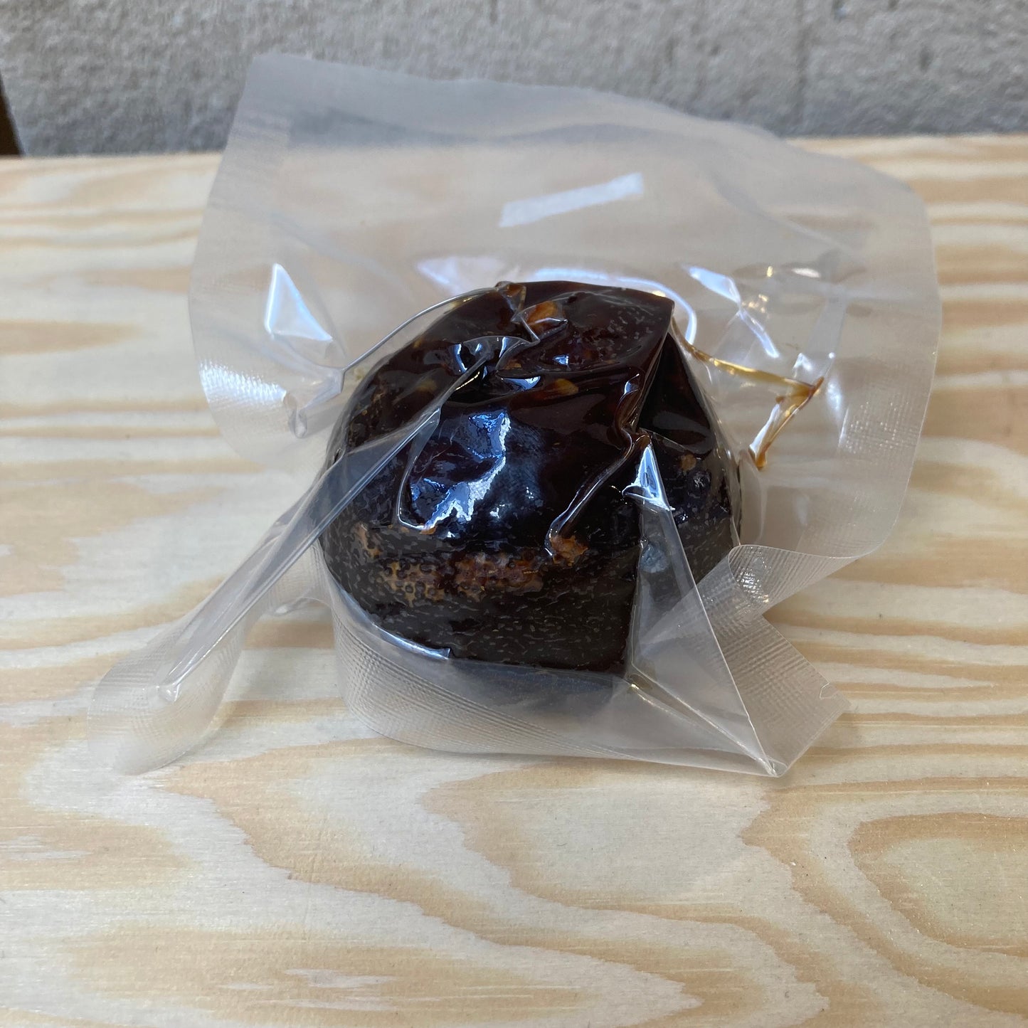 Hel Fermenterad Yuzufrukt "Yubeshi" 100gr