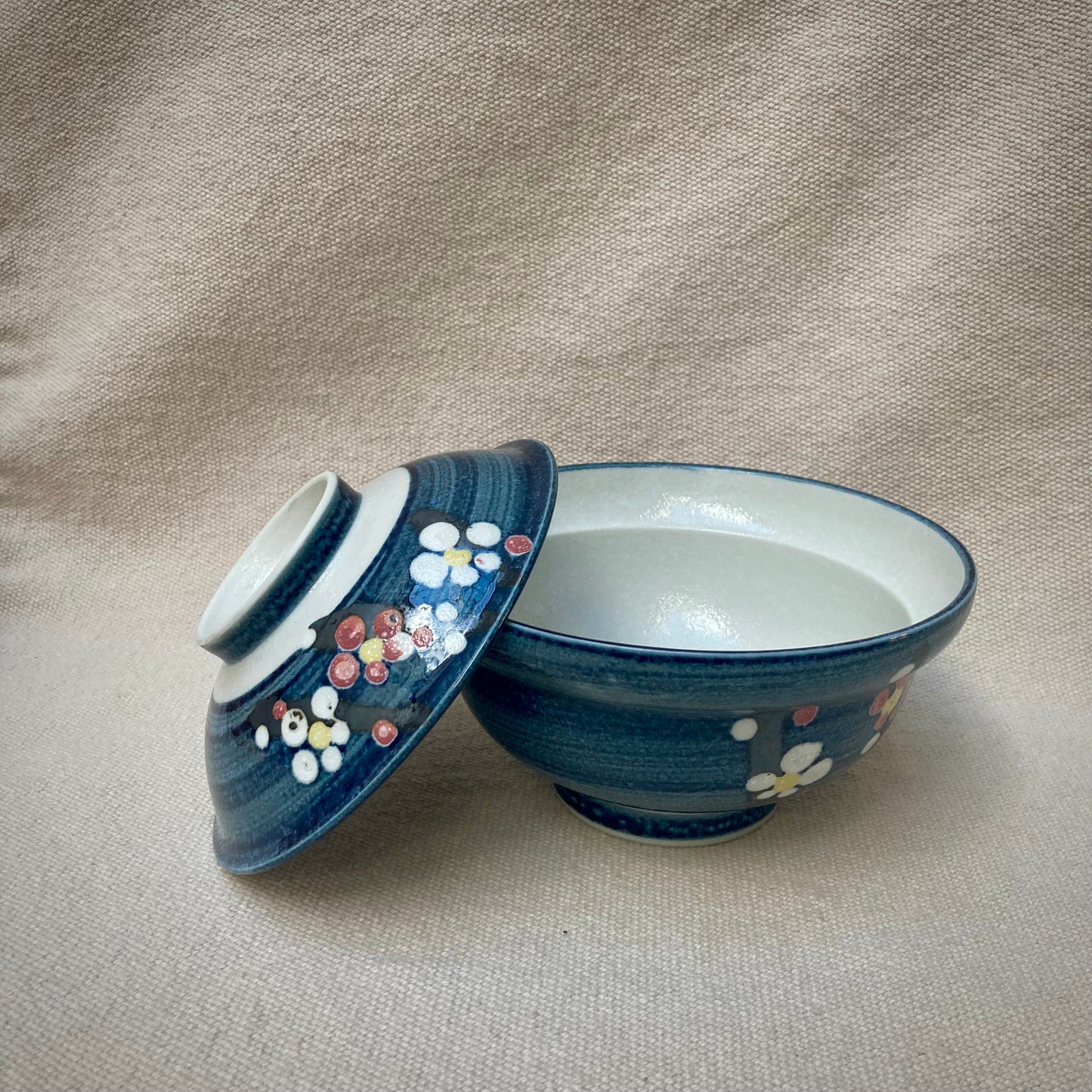 Donburi-skål med lock blå "Ume"