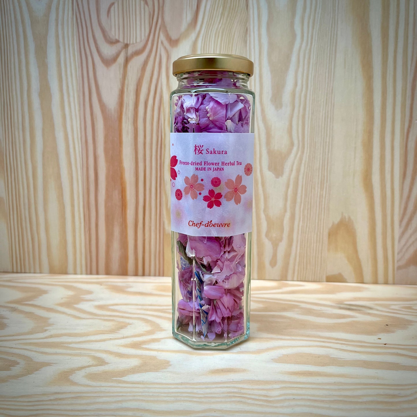 Frystorkade kronblads av körsbärsblomma "Sakura" 1,5g